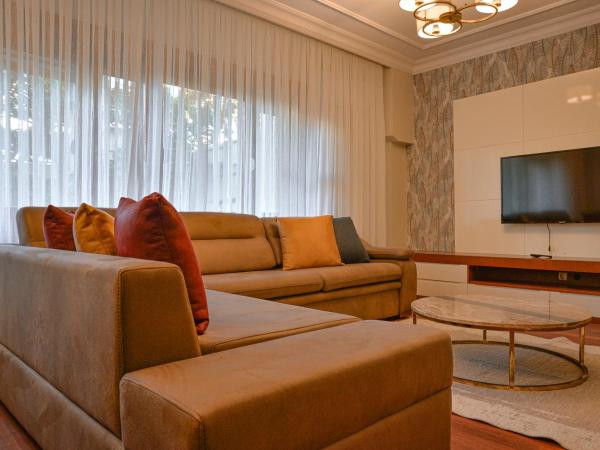 BayMari Suites Plus Florya : photo 4 de la chambre appartement 2 chambres deluxe - vue sur jardin