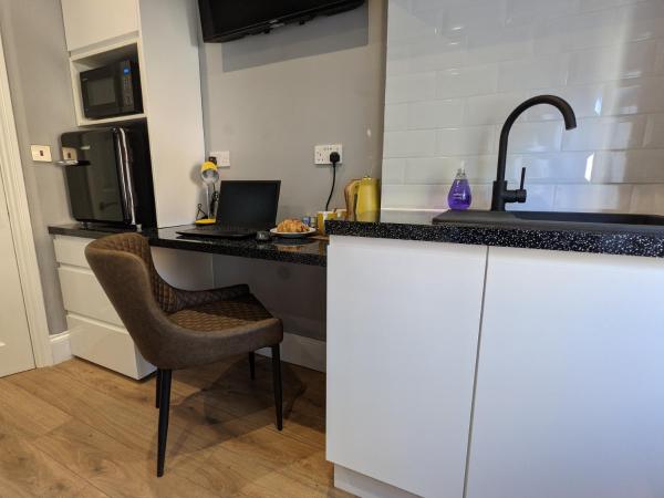 Charlotte Guest House : photo 4 de la chambre studio