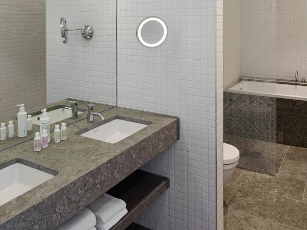 PM & Vänner Hotel : photo 4 de la chambre suite junior