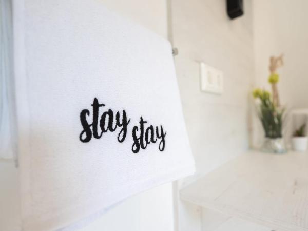 StayStay Guesthouse I 24 Hours Check-In : photo 9 de la chambre chambre double ou lits jumeaux avec douche