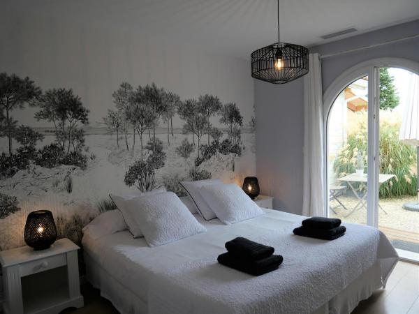 Chambres d'hôtes Villa Surcouf : photo 1 de la chambre chambre lits jumeaux