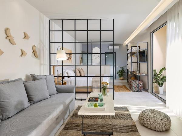 Stay 365 Heraklion Apart Hotel : photo 1 de la chambre suite exécutive