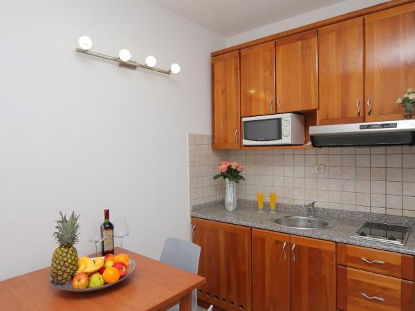 Villa Antea Apartments : photo 9 de la chambre studio familial avec terrasse