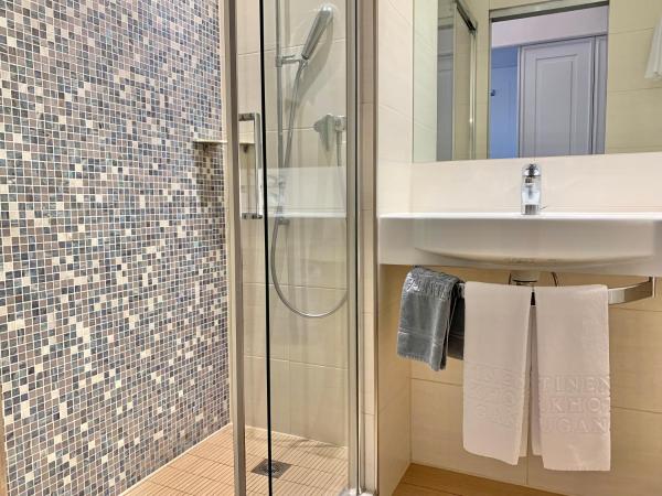 Continental Parkhotel : photo 3 de la chambre chambre lits jumeaux loisirs - côté parc