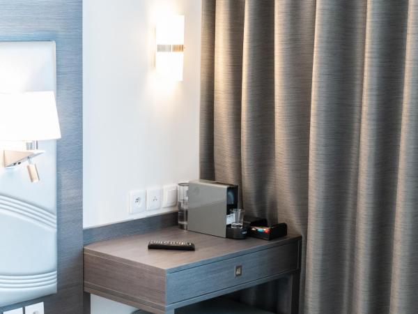 Hôtel Versailles Chantiers : photo 2 de la chambre chambre double supérieure