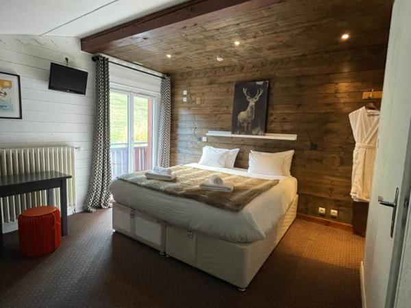 Hôtel La Chaumière : photo 3 de la chambre chambre familiale (2 adultes + 2 enfants) - petit-déjeuner gratuit