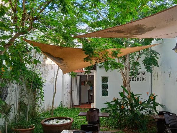 Colin's Place : photo 5 de la chambre chambre double - vue sur jardin