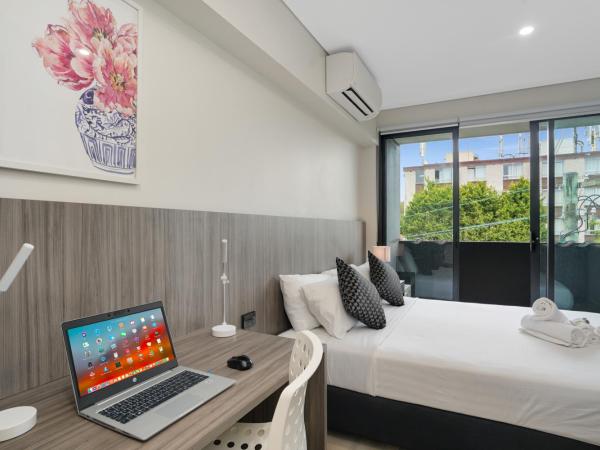 Coogee Studio Apartments : photo 3 de la chambre studio - hébergement double