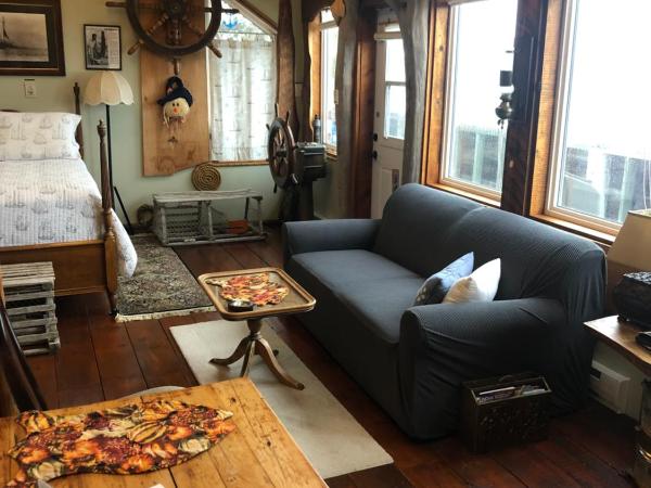 SeaWatch Bed & Breakfast : photo 3 de la chambre suite lit queen-size deluxe