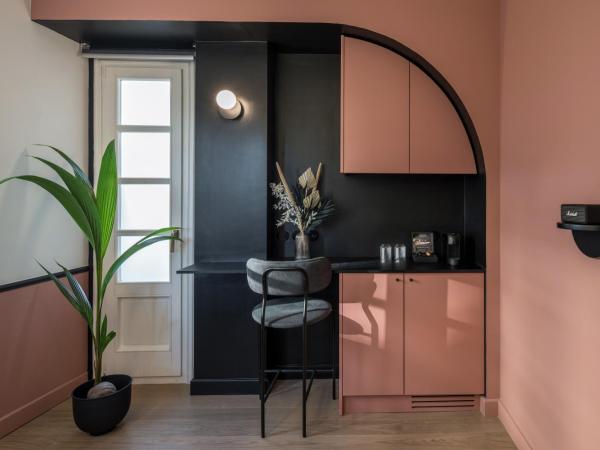 72 AD Suites : photo 3 de la chambre suite junior