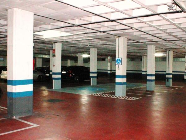 Hotel Albret : photo 7 de la chambre chambre double ou lits jumeaux avec parking