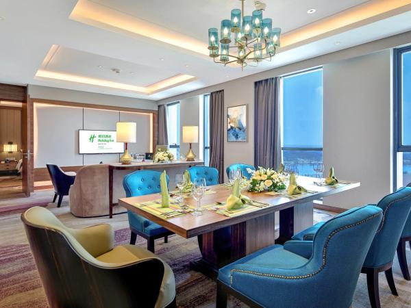 Holiday Inn Chengdu Qinhuang, an IHG Hotel : photo 2 de la chambre suite 1 chambre lit king-size - Étage supérieur