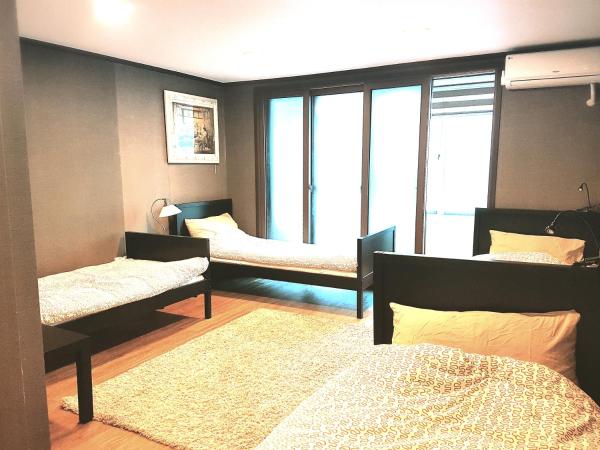 Ryu Guest House Gangnam : photo 1 de la chambre lit dans dortoir pour femmes de 4 lits