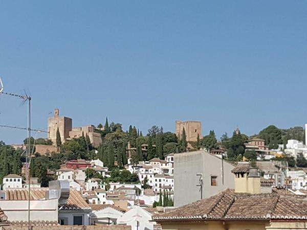 Nest Style Granada : photo 8 de la chambre penthouse - vue sur alhambra