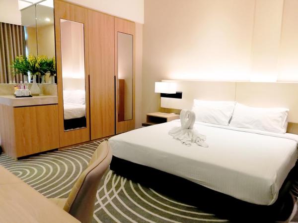 Regalia Upper View Hotel : photo 2 de la chambre chambre lit king-size deluxe