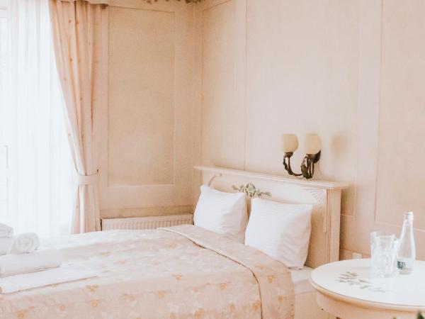 Villa Toscana Warszawa : photo 2 de la chambre chambre double