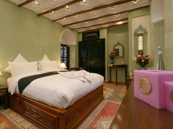 Riad Omara al Kasbah : photo 10 de la chambre chambre double supérieure