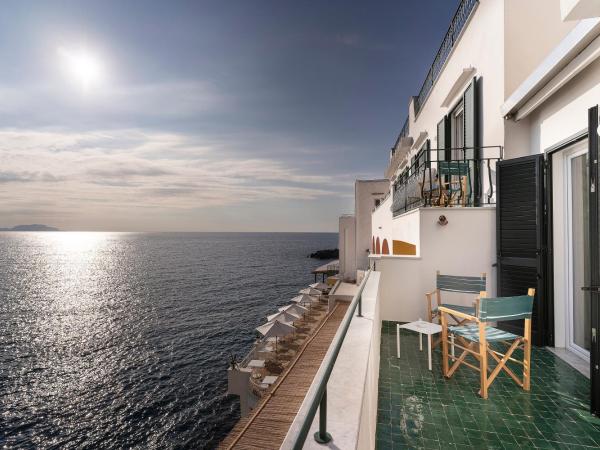 Miramare Sea Resort & Spa : photo 9 de la chambre suite junior avec balcon et terrasse - vue sur mer