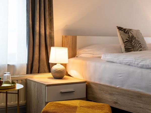 Four Roses : photo 3 de la chambre chambre double deluxe avec douche