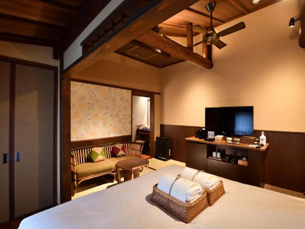 Muromachi Yutone Kyokoyado : photo 1 de la chambre chambre double avec salle de bains privative et tatami au sol - shiraai