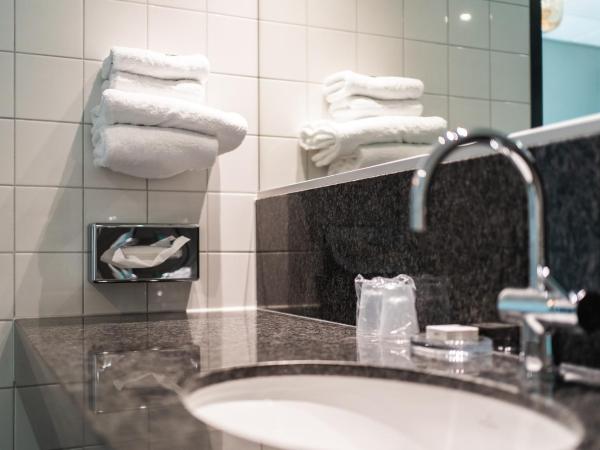 Onderwijshotel De Rooi Pannen Eindhoven : photo 10 de la chambre chambre lit queen-size