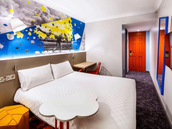 ibis Styles Manchester Portland : photo 1 de la chambre chambre lit queen-size