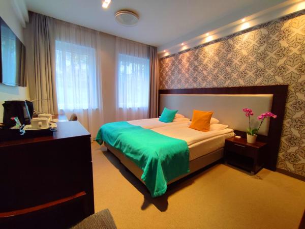 Hotel Zamek Centrum : photo 9 de la chambre chambre simple classique