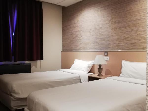 Hôtel Le Savoie : photo 1 de la chambre chambre lits jumeaux supérieure