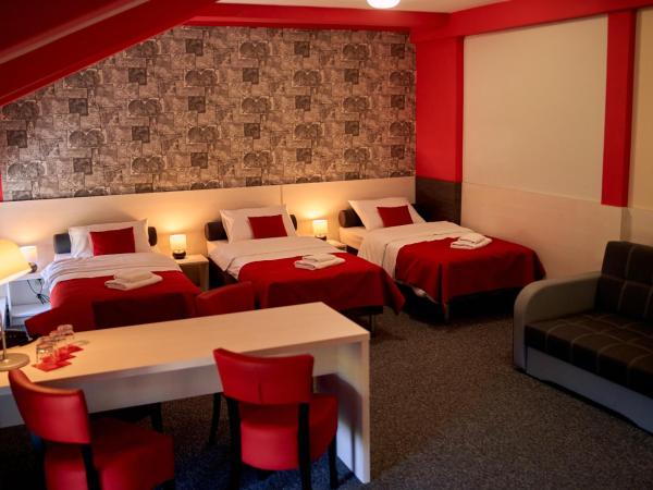 Hotel Przystanek Torun : photo 2 de la chambre chambre triple