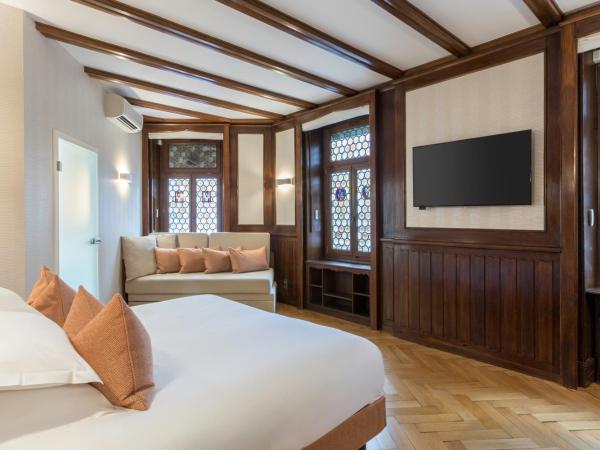 Best Western Plus Monopole Métropole : photo 8 de la chambre signature room with whirlpool bath