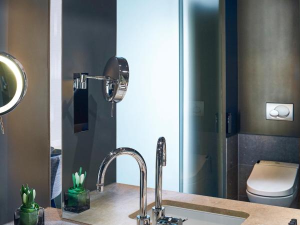 Sofitel Munich Bayerpost : photo 5 de la chambre chambre lit king-size ou lits jumeaux supérieure