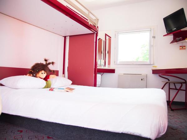 Class'eco Charleroi : photo 4 de la chambre chambre double - accessible aux personnes à mobilité réduite