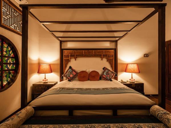 Hotel Penaga : photo 2 de la chambre suite transfer 1 chambre avec jacuzzi et balcon