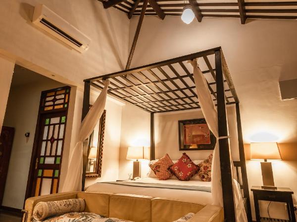 Hotel Penaga : photo 2 de la chambre chambre lit king-size hutton deluxe avec jacuzzi