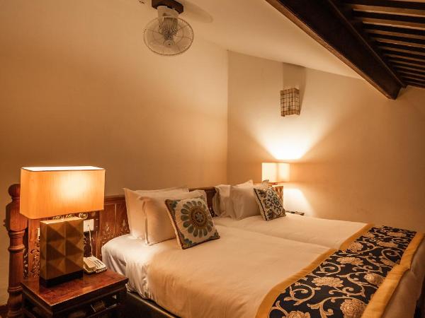 Hotel Penaga : photo 1 de la chambre chambre lits jumeaux hutton deluxe avec jacuzzi et balcon