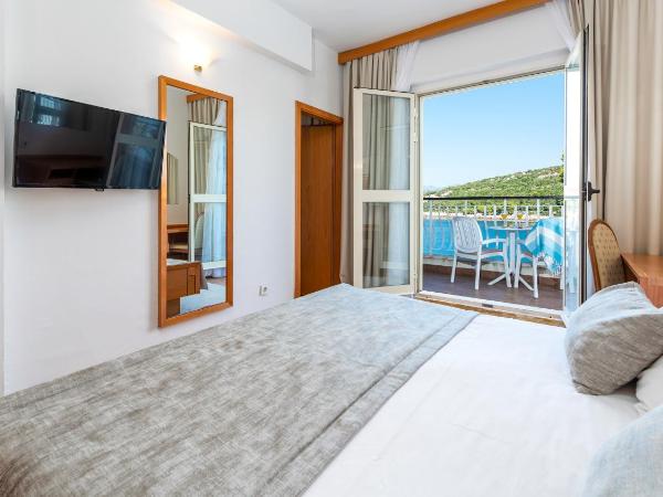 Hotel Splendid : photo 10 de la chambre chambre double/lits jumeaux - balcon et vue sur mer