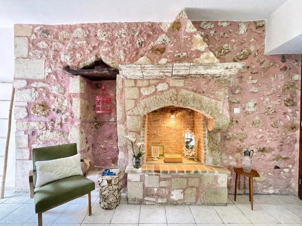 Four Seasons of Bliss at Sohora Hotel : photo 10 de la chambre sohora courtyard retreat - rethimno spring home