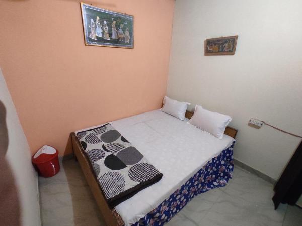 Superinn home stay& guest house : photo 9 de la chambre chambre double deluxe avec baignoire