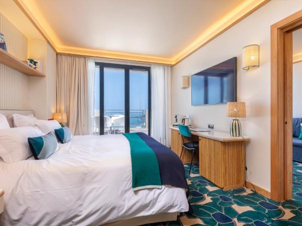 Hôtel Le Café de Paris : photo 1 de la chambre suite avec terrasse et hammam