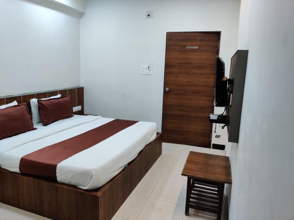 Hotel Nova Prime : photo 3 de la chambre chambre double standard avec ventilateur