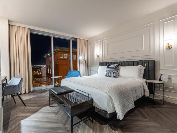 Le Capitole Hotel : photo 1 de la chambre chambre lit king-size