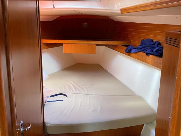 Voilier hébergement atypique & Navigation : photo 8 de la chambre mobile home