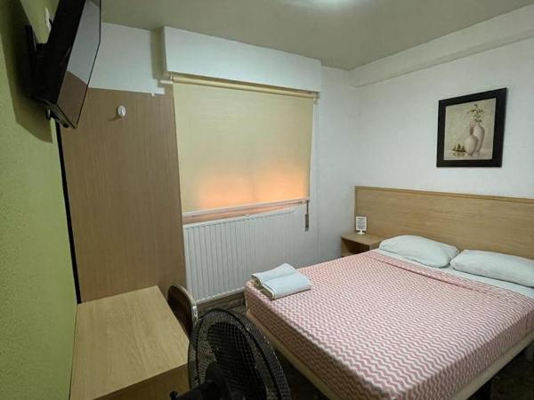 Hostal Milmarcos : photo 10 de la chambre chambre double