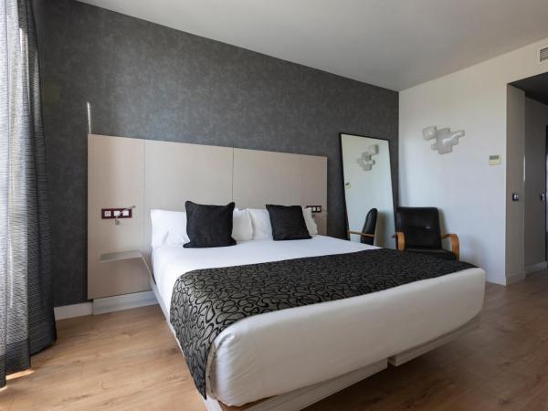 Petit Palace Santa Bárbara : photo 2 de la chambre suite junior avec vue et balcon