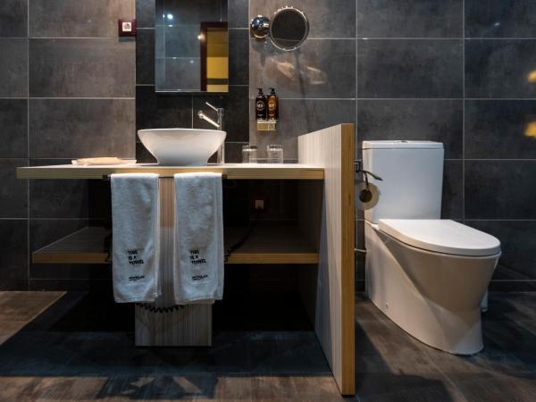 Petit Palace Santa Bárbara : photo 8 de la chambre chambre quadruple (4 adultes)