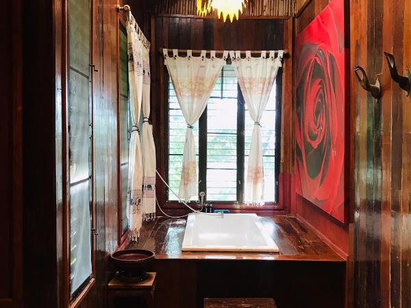 Viking Nature Resort : photo 8 de la chambre grande chambre de luxe avec ventilateur