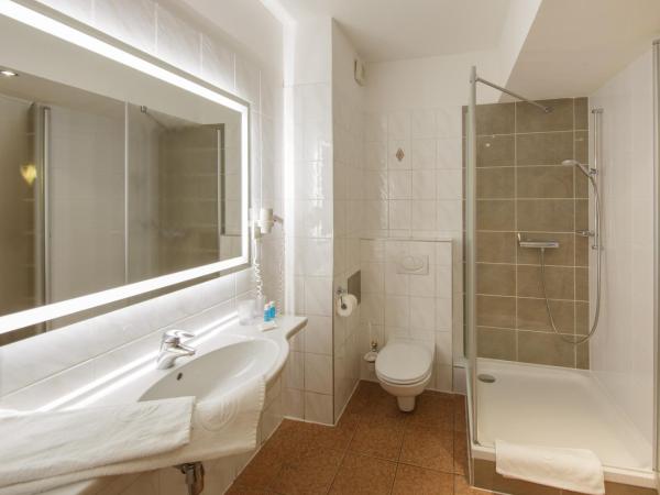 Hotel Lucia : photo 10 de la chambre chambre double supérieure