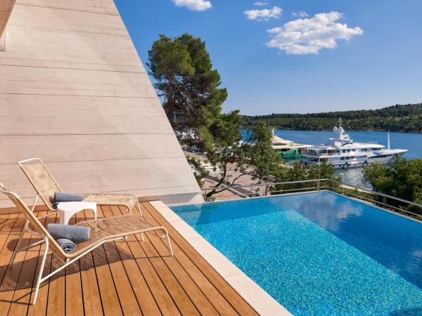 D-Resort Šibenik : photo 3 de la chambre villa avec piscine privée