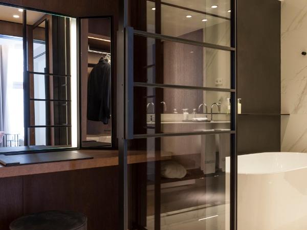 Kozmo Hotel Suites & Spa - Small Luxury Hotels of the World : photo 2 de la chambre suite avec accès au spa