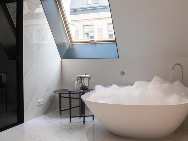 Kozmo Hotel Suites & Spa - Small Luxury Hotels of the World : photo 5 de la chambre suite présidentielle avec accès au spa